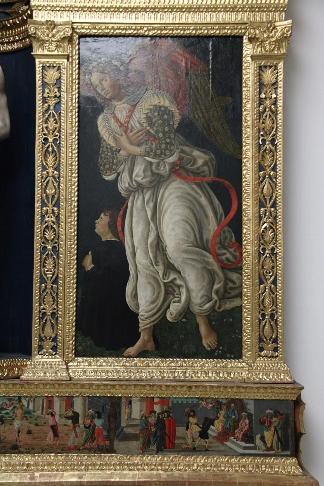Tabernacle of San Sebastiano: Two angels